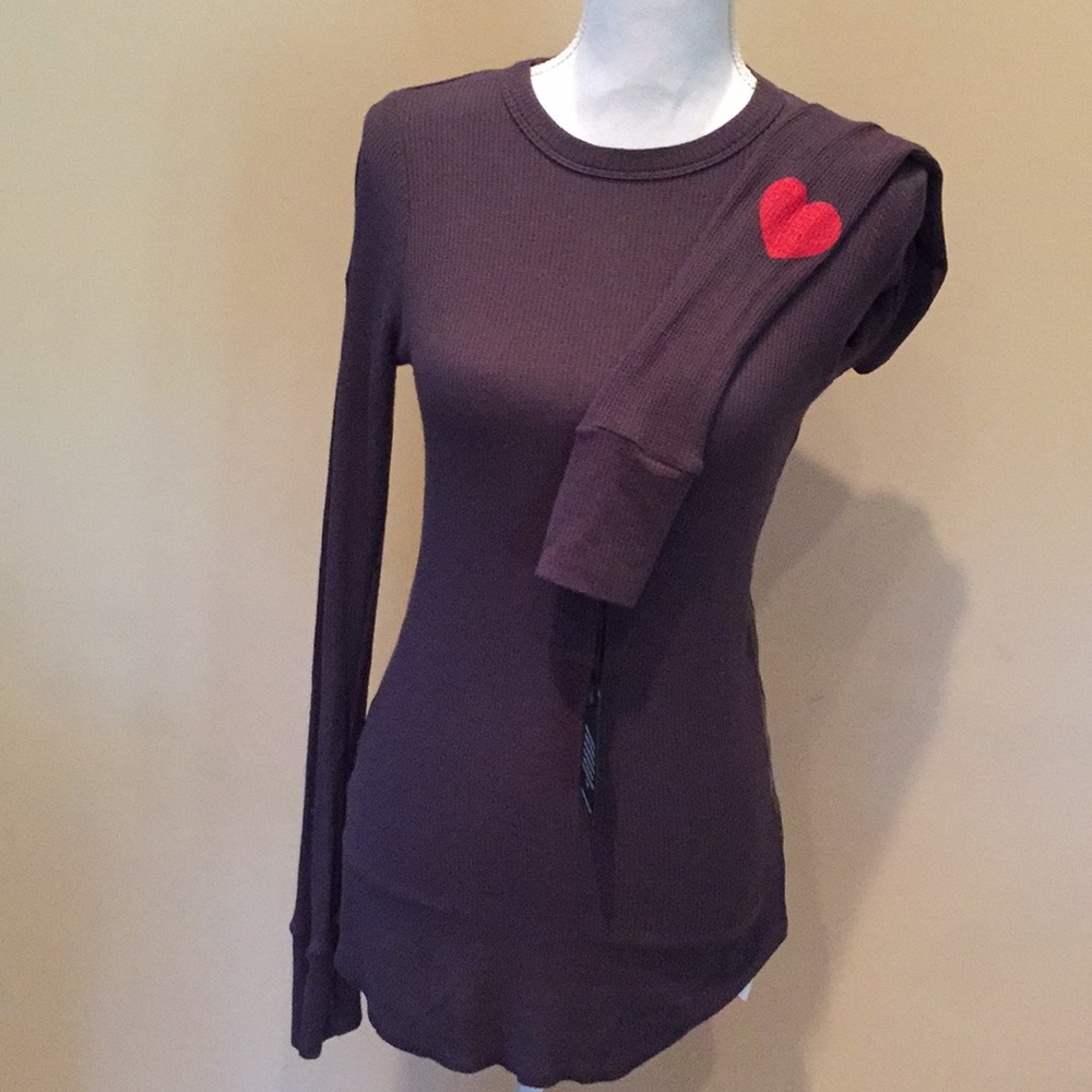 Michael Lauren Heart Top Long Sleeve Thumb Holes - Picture 4 of 8